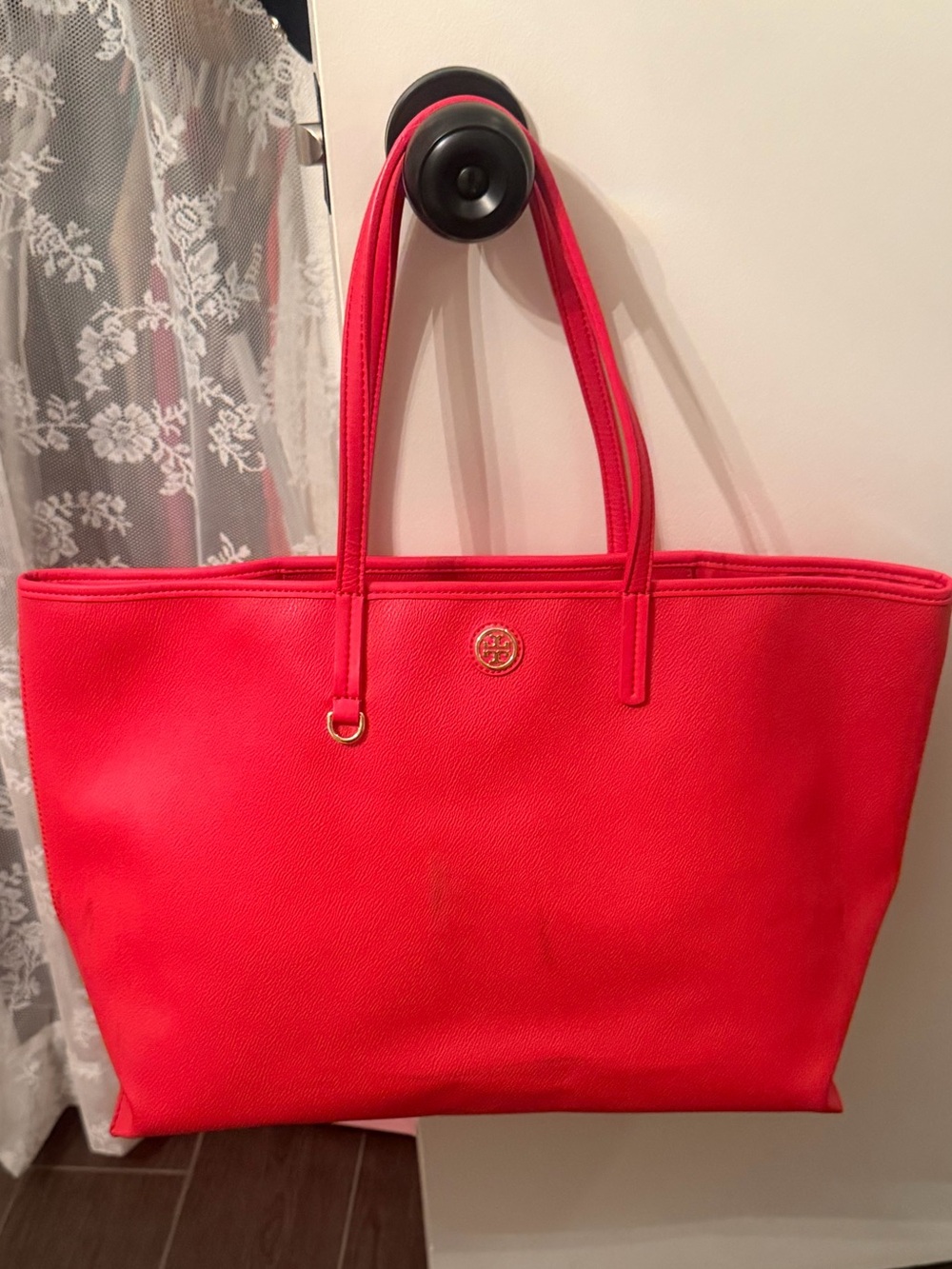 TORY BURCH Red Leather Tote Bag - Classic Women's Everyday Carry